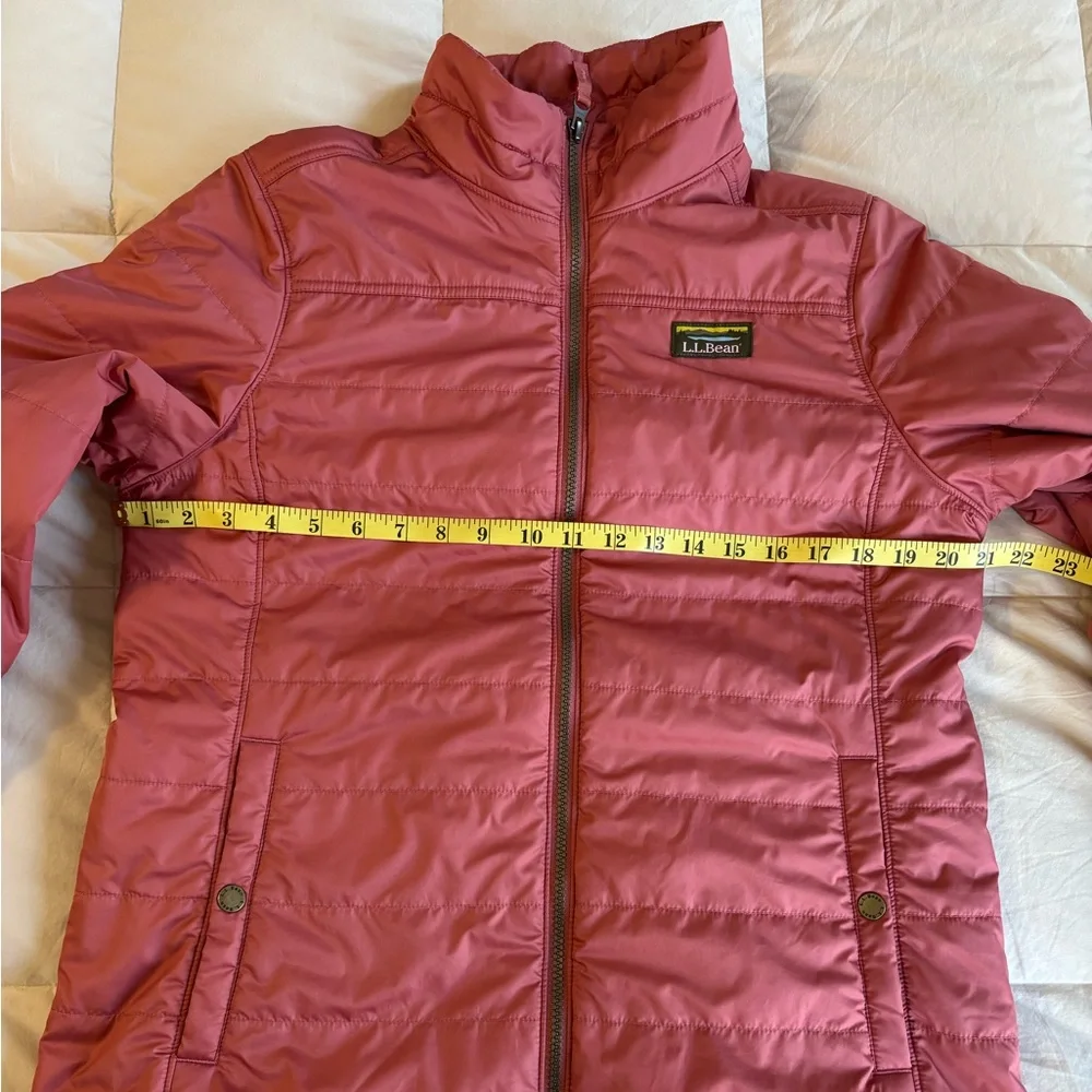 LLBEAN Mountain Classic Puffer Jacket - Picture 3 of 6